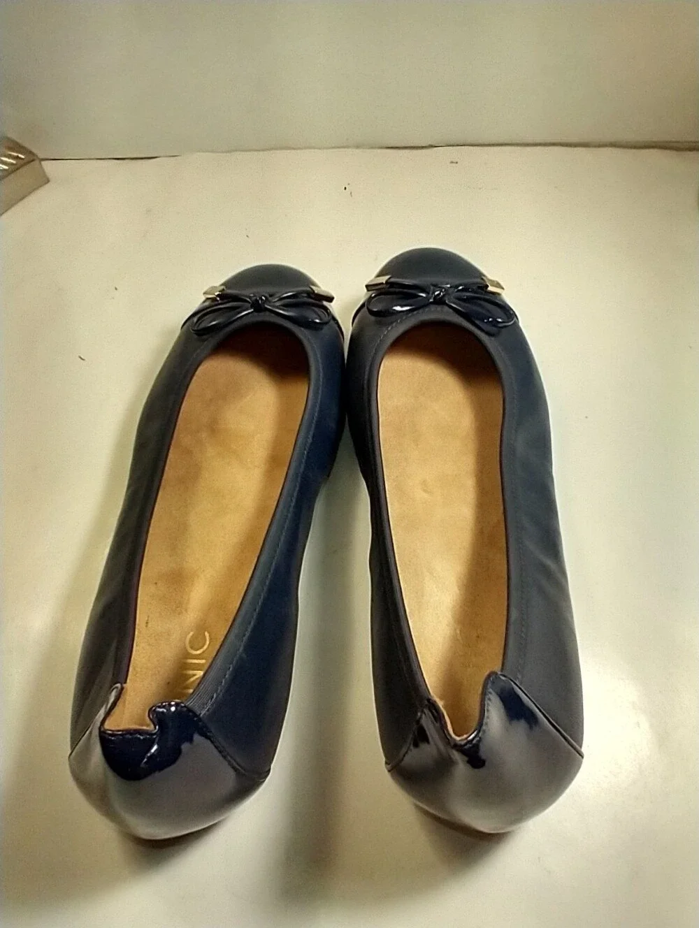 Vionic Minna Blue Leather Comfort Ballet Flats Women's sz 8.5.